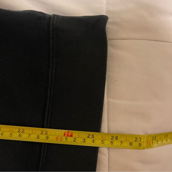 Boys Nike Air Jacket Boys Large Black Lightweight Full-Zip Embroidered Logo - Picture 9 of 10